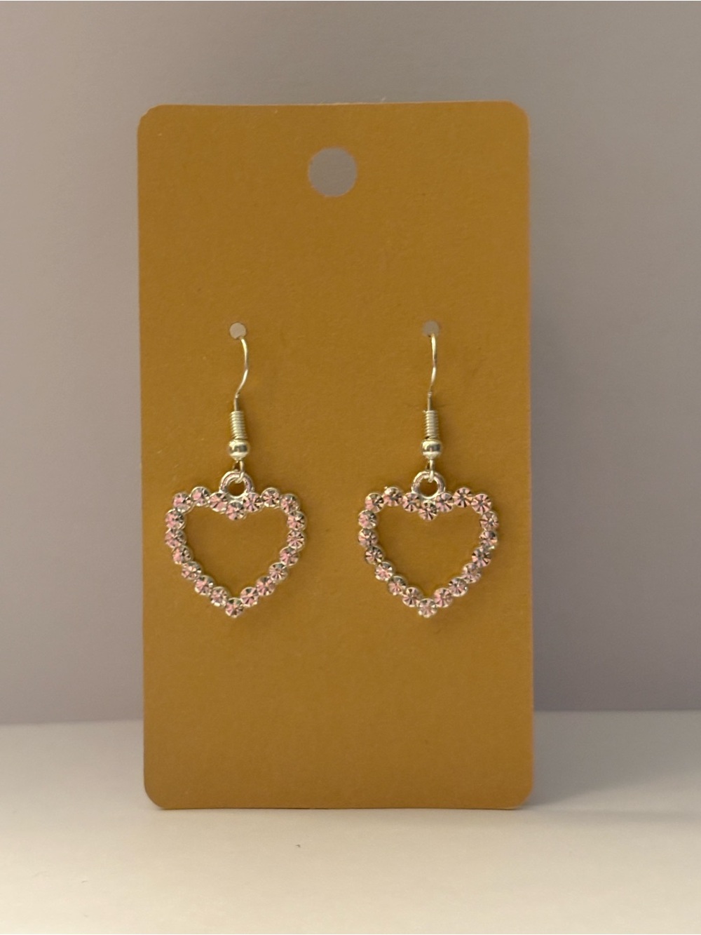 2/10✨ Handmade Earrings